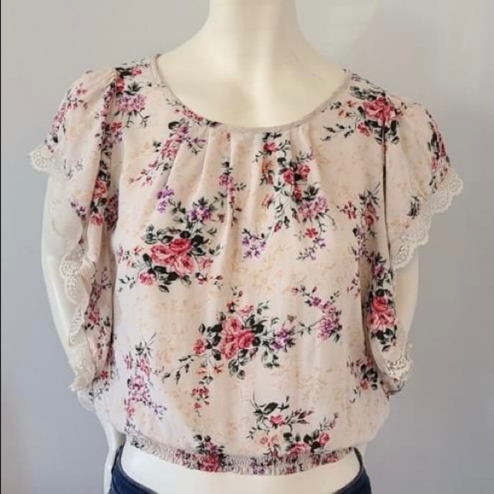 🛑Forever 21 floral boho blouse🛑